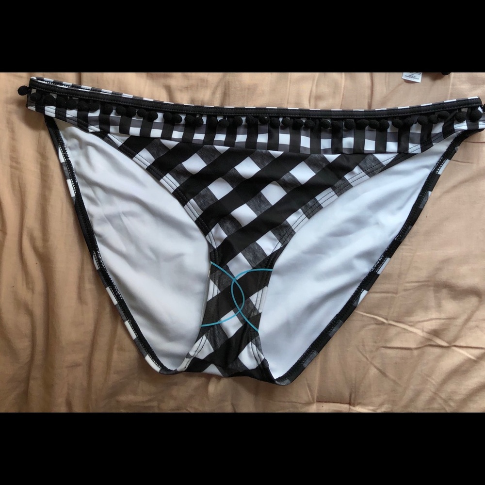 Pom Pom Bikini Bottom